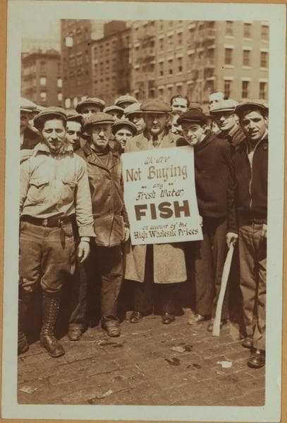 Strikes and demonstrations - Fish dealers - [Fulton fish market.], 1934