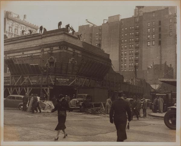 Manhattan: 6th Avenue - 43rd Street (West), 1939