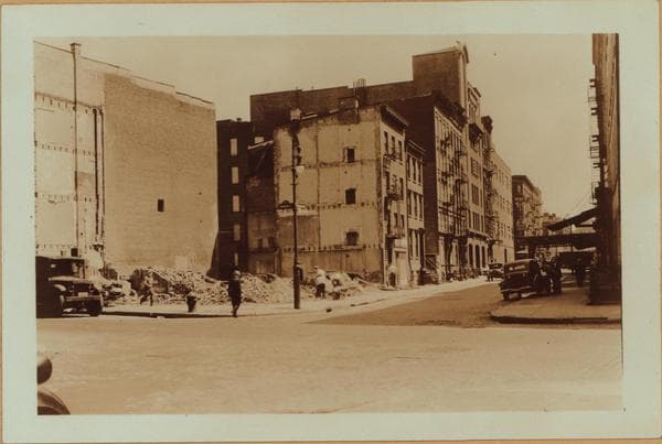 Manhattan: Perry Street - Washington Street, 1937