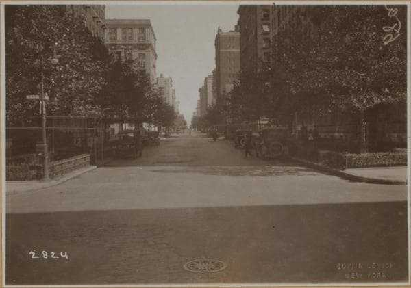 Manhattan: 83rd Street (West) - 5th Avenue, 1920