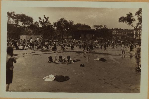 Recreation and hobbies - Children playing., 1928–1932