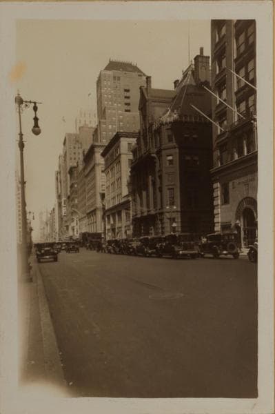 Manhattan: 5th Avenue - 38th Street, 1929–1932