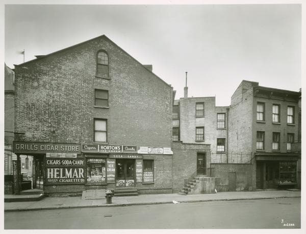 499 Hudson Street - Christopher Street