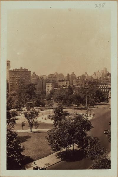 Manhattan: Washington Square - University Place, 1935