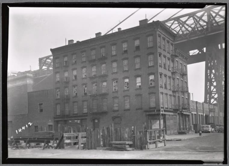Grand Street Garage; Williamsburg Bridge: 3 Broome St.-Columbia St., Manhattan, 1935