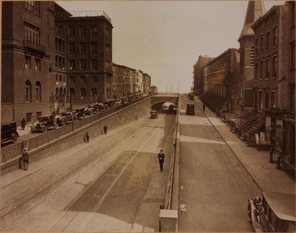Manhattan: 42nd Street (East) - 2nd Avenue, 1925
