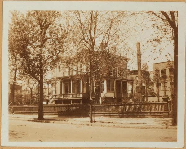 Brooklyn: Nostrand Avenue - Vernon Avenue, 1923–1928