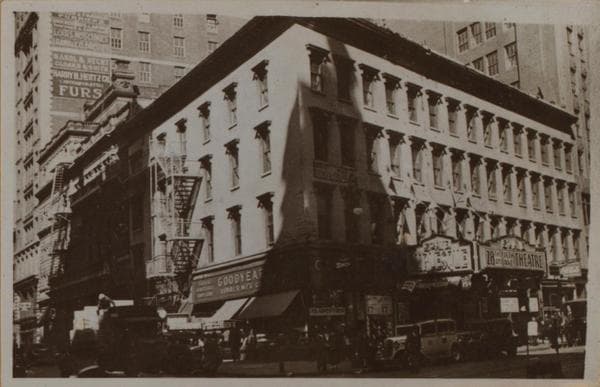Manhattan: Broadway - 28th Street, 1932–1935