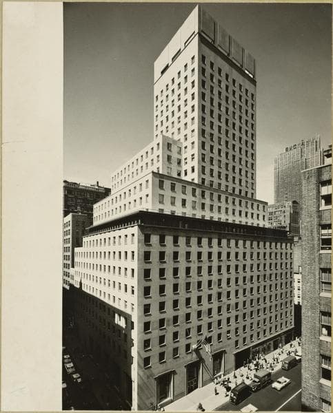 Manhattan: 5th Avenue - 44th Street, 1968
