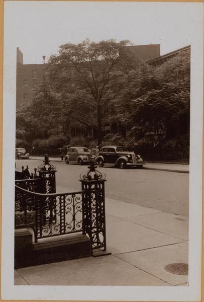 Manhattan: 11th Street (West) - 6th Avenue - [Rhinelander Row.], 1938