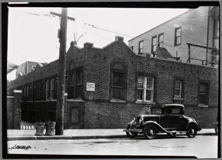 Brick bungelow row: 3001 Surf Ave?, Brooklyn, 1934