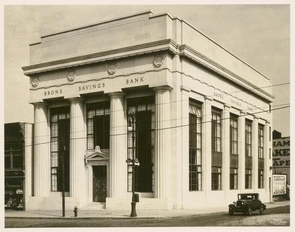 Bronx - Park Avenue - East Tremont Avenue (northwest corner)