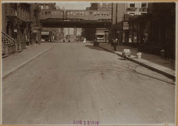 Manhattan: 48th Street - 2nd Avenue, 1918