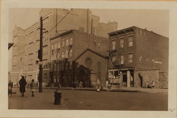 Brooklyn: St. Edwards Street - Leo Place, 1927–1940