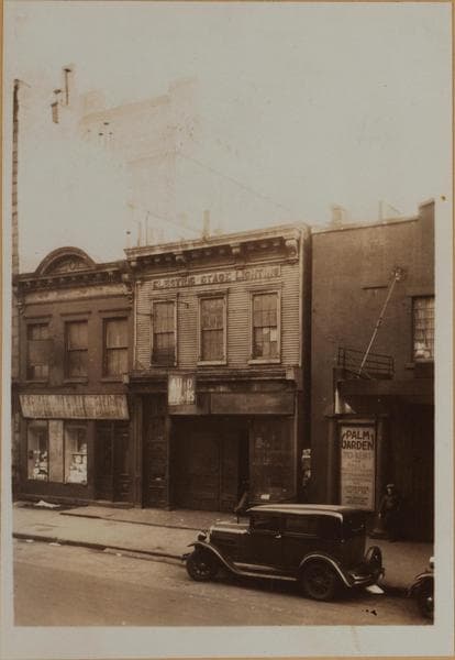 Manhattan: 52nd Street (West) - 8th Avenue, 1932–1939