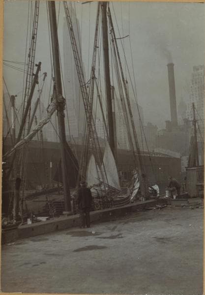 Fulton fish market in Manhattan - [North dock - East River Pier No.18.], 1936