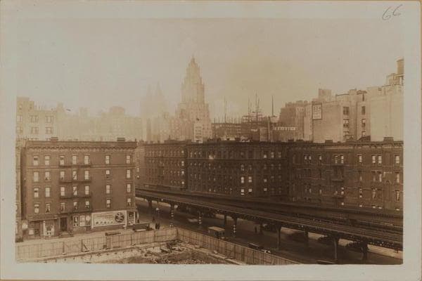 Manhattan: Columbus Avenue - 69th Street (West), 1941