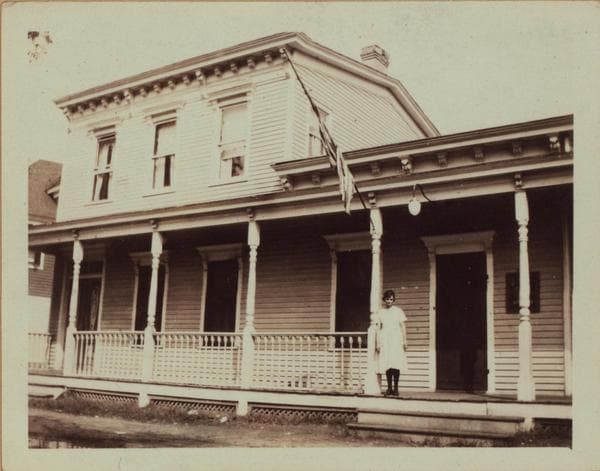 Queens: Colonial Avenue - N. of 62nd Drive., 1922