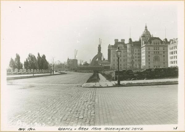 Manhattan: Amsterdam Avenue - Cathedral Parkway, 1902