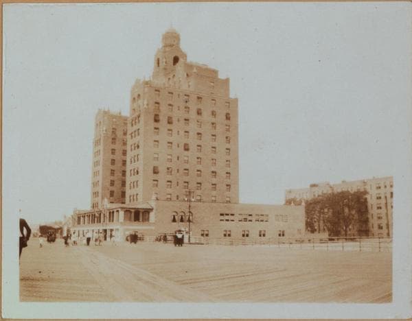 Islands - Coney Island - [Riegelmann boardwalk - Half-Moon Hotel.], 1927