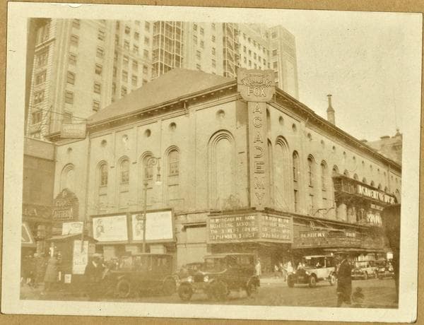 Manhattan: 14th Street (East) - Irving Place, 1926