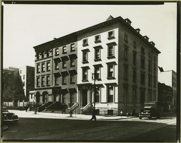 Manhattan: 5th Avenue - [Between 7th and 8th Streets], 1936
