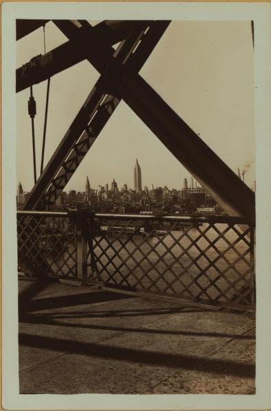 General view - [Lower East side of Manhattan - Williamsburg Bridge (North).], 1932