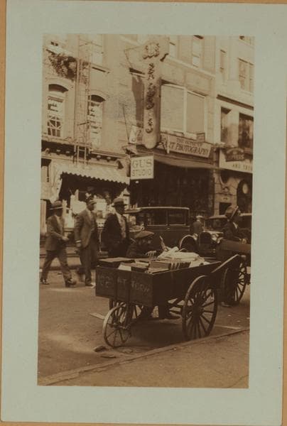 Occupations - Peddlers - Books - Newspapers - Stationery., 1925–1927