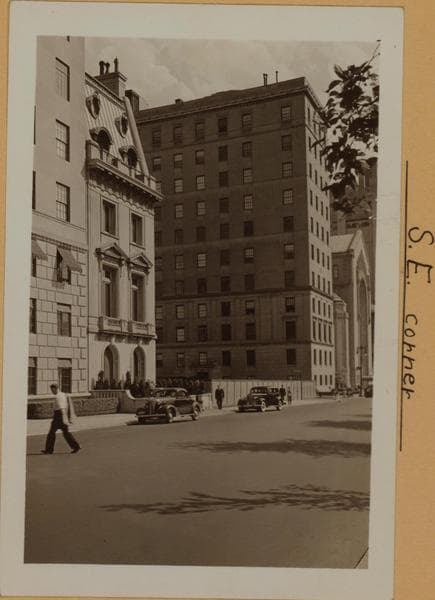 Manhattan: 5th Avenue - 66th Street, 1939