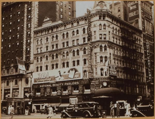 Manhattan: Broadway - 43rd Street (West), 1935