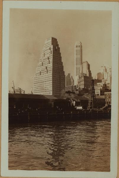 East River - Piers 16-17 - Manhattan - South Street - [City Bank-Farmers Trust Company ; Farmer's Loan and Trust Company.], 1931–1933