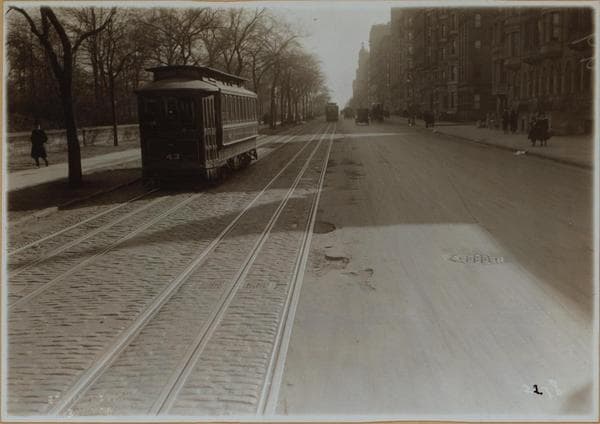 Manhattan: Central Park West - 95th Street, 1920