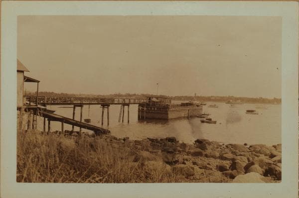 East River - Clason's Point - Bronx - [Clason's Point ferry - United States Volunteer Life Saving Corps.], 1920–1932