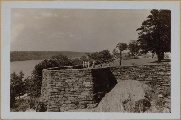 Manhattan: Fort Tryon Park., 1936