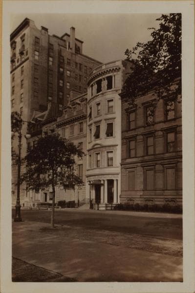 Manhattan: 5th Avenue - 73rd Street, 1937–1939