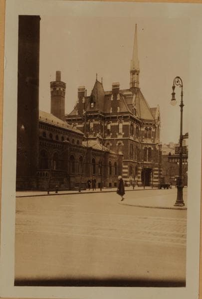 Manhattan: 70th Street (East) - Madison Avenue, 1927–1928