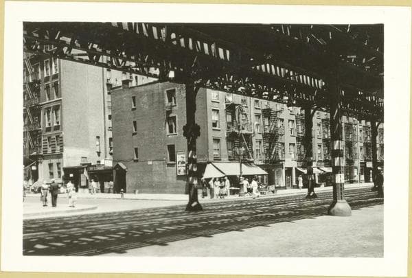 Manhattan: 17th Street - 1st Avenue, 1942