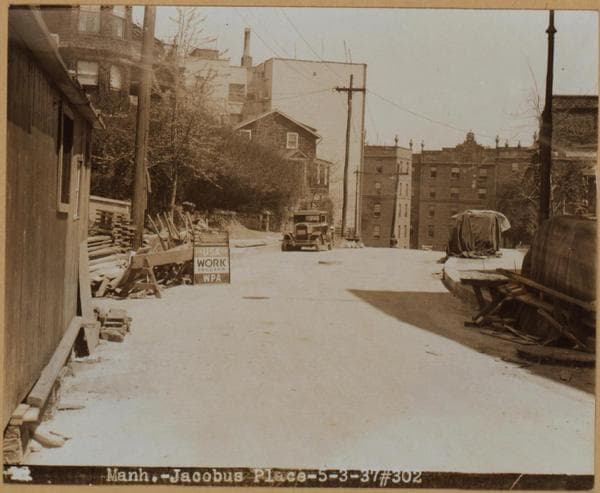 Manhattan: Fort Charles Place - Jacobus Place, 1937