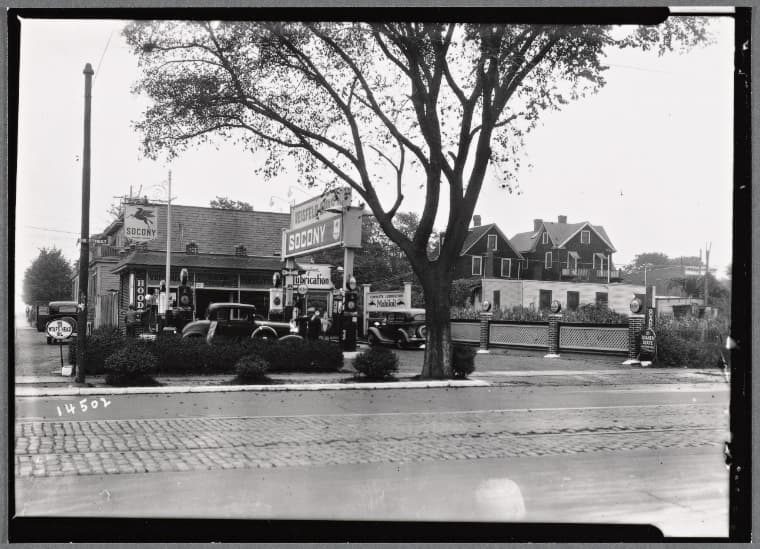 Weisfeld Bros. service station: 1601 86th St.-16th Ave., Brooklyn, 1935