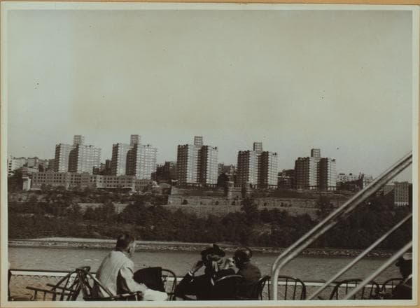 North (Hudson) River - Manhattan - Plaza Lafayette - 185th Street - [Paterno (Charles) Castle ; Castle Village.], 1926–1939