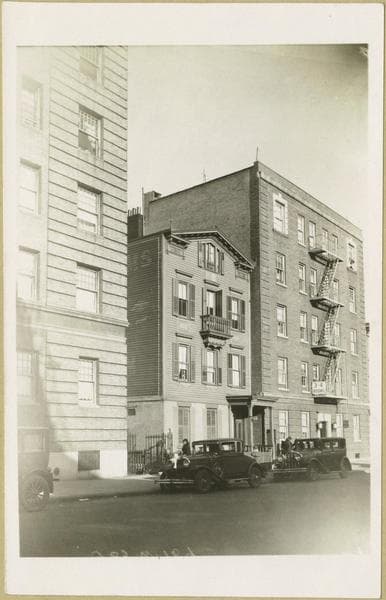 Manhattan: 169th Street (West) - Broadway, 1932–1934