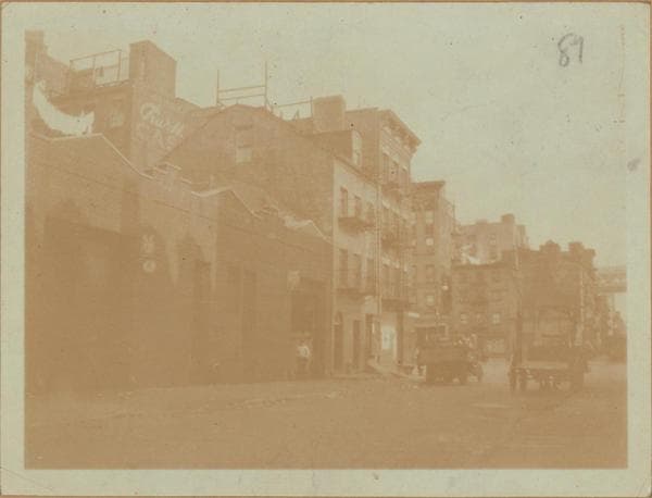 Manhattan: Water Street - Catherine Slip, 1924