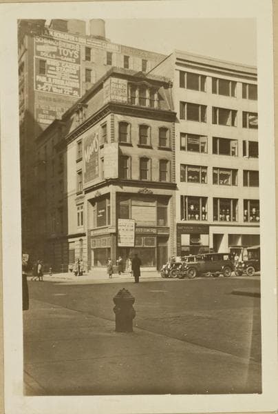 Manhattan: 5th Avenue - 22nd Street, 1929
