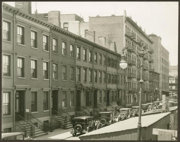 West 15th Street (Eighth Avenue - Ninth Avenue)
