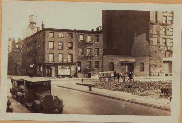 Manhattan: Washington Street - Charles Street, 1930–1932