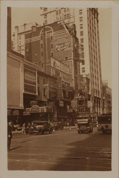Manhattan: 42nd Street (West) - 7th Avenue, 1932–1935