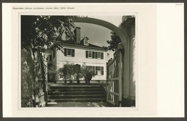 Edgecombe Avenue - 160th Street, northwest corner -