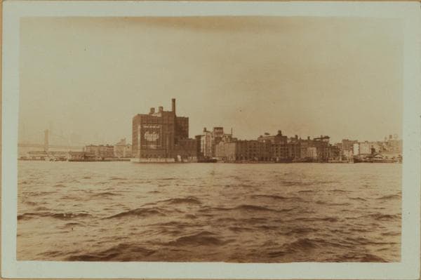East River - Shore and skyline of lower Manhattan - South Ferry - Williamsburg Bridge - Broome Street - Manhattan Bridge., 1931–1935