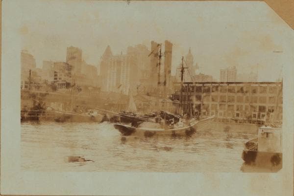 East River - Piers 16-17 - Manhattan - South Street - [Fulton Street ferry house.], 1923–1925