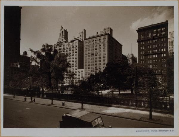 Manhattan: Gramercy Park North - Lexington Avenue, 1932